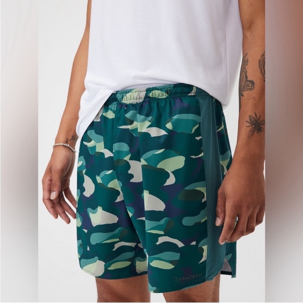 NWT Outdoor Voices High Stride 7” Short Jasper Camo